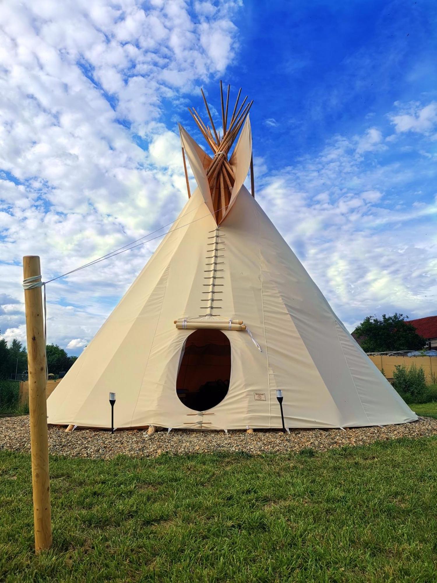 Teepee Camp Lounky Hotel Chodouny Exterior photo